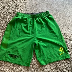 University of Oregon - FOOTBALL TEAM PE Nike shorts